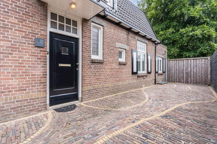 Foto 55 van Stationsweg 18