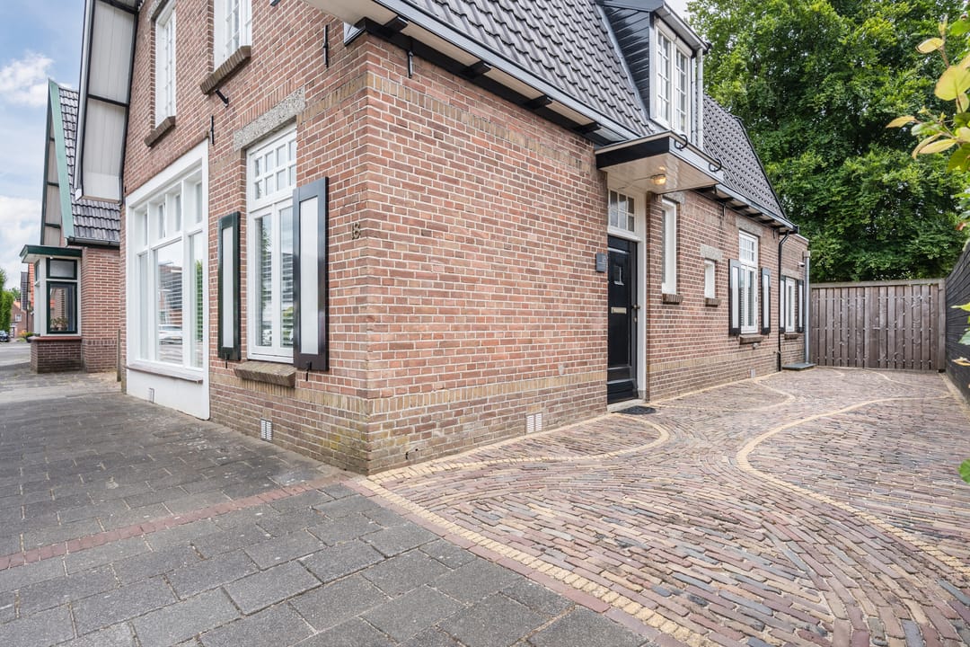 Foto 56 van Stationsweg 18