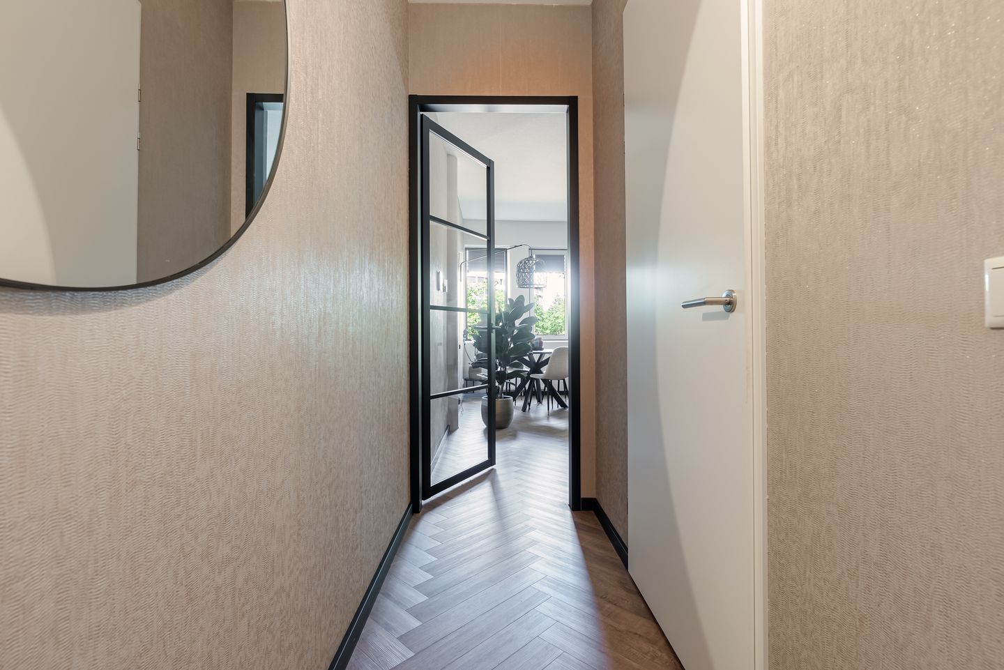 Photo 10 of Louis Armstrongweg 56-B