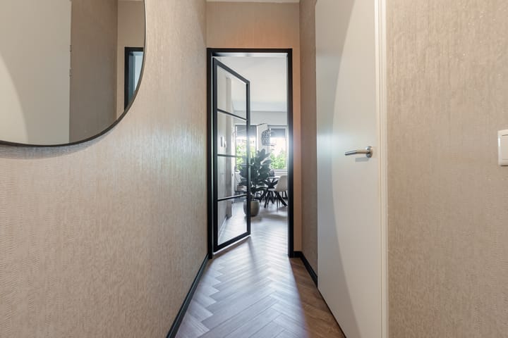 Foto 10 van Louis Armstrongweg 56-B