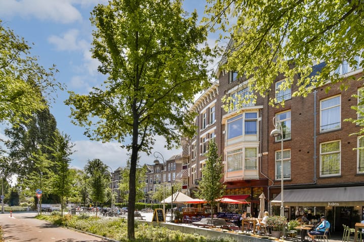 Foto 2 van Valeriusplein 4-D