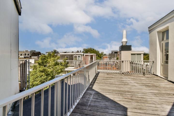 Foto 15 van Valeriusplein 4-D