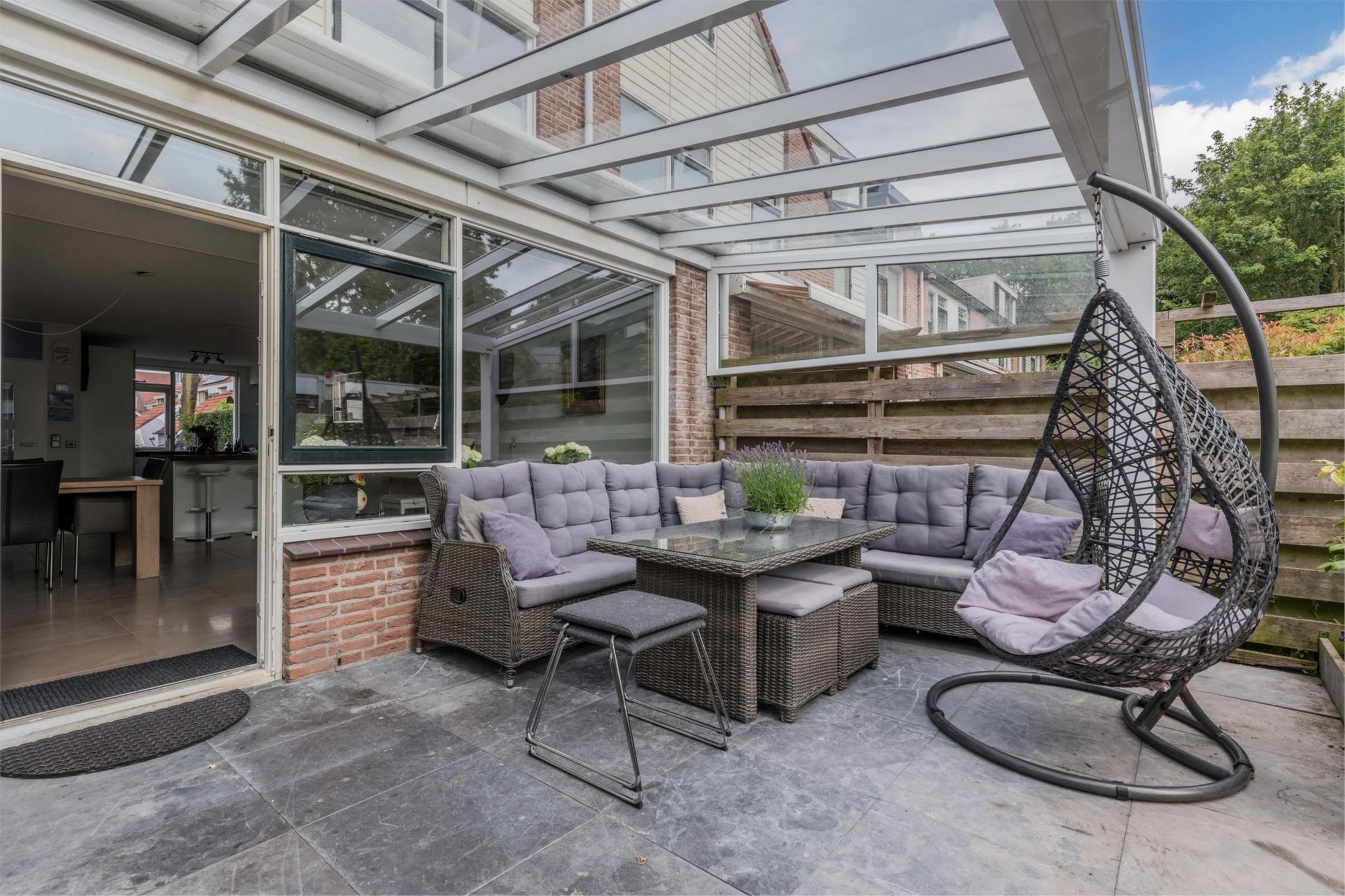 Photo 3 of Marketentster 32