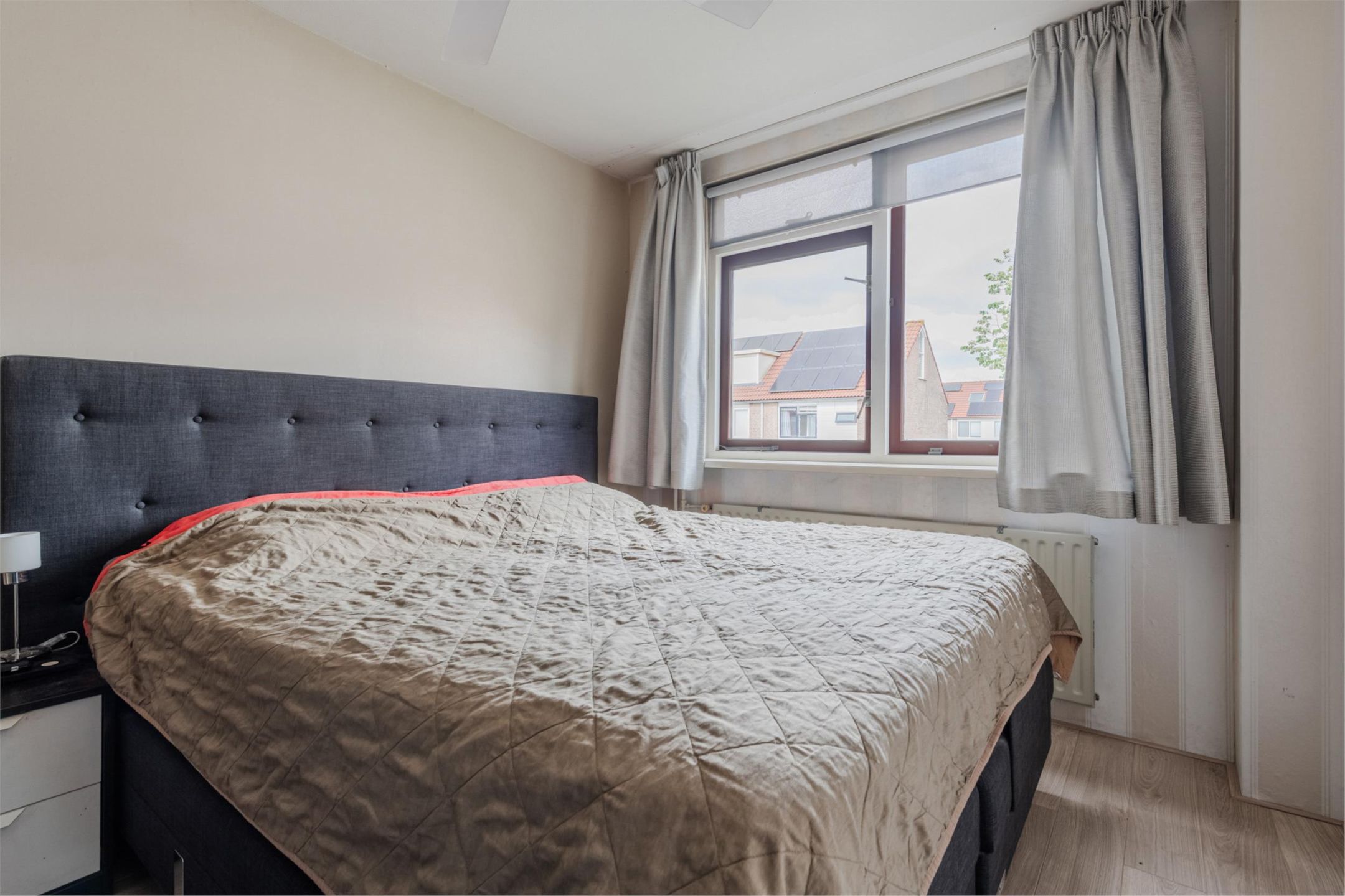 Photo 21 of Marketentster 32