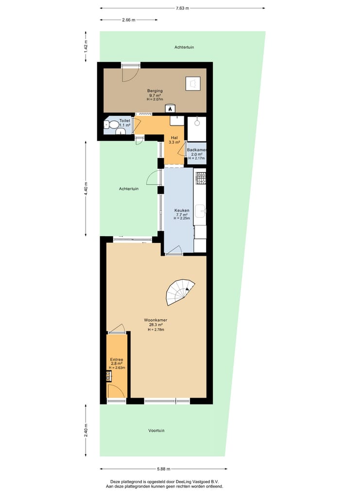 Photo 36 of Warmoezenierstraat 17