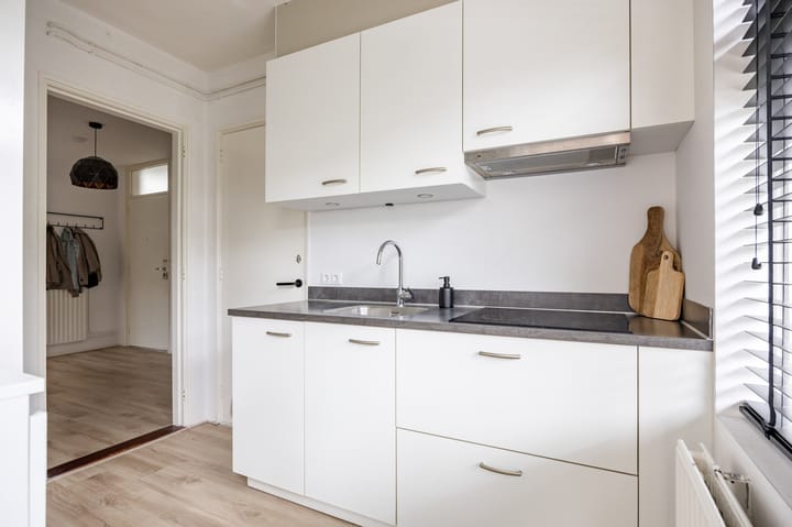 Photo 24 of Onderduikersstraat 72