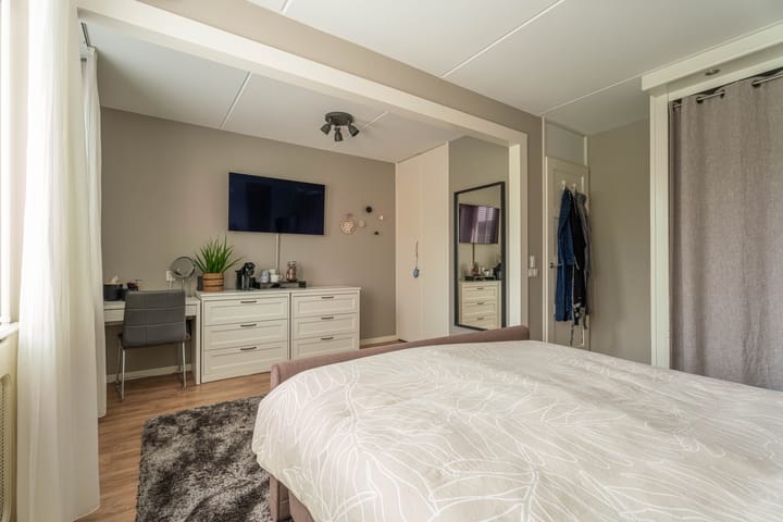 Foto 13 van Paardebloem 16