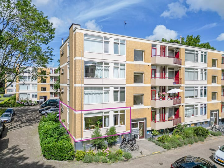 Foto 1 van M. Harpertszoon Tromplaan 186