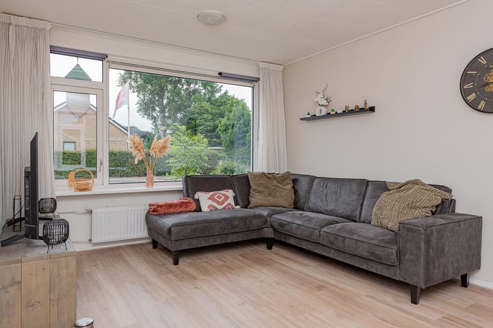 Foto 9 van Leeuwerikstraat 52