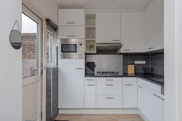 Foto 15 van Leeuwerikstraat 52