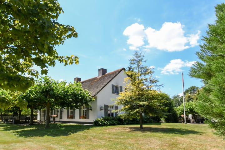 Photo 4 of Engerstraat 4