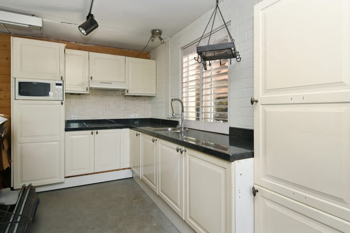 Photo 39 of Engerstraat 4