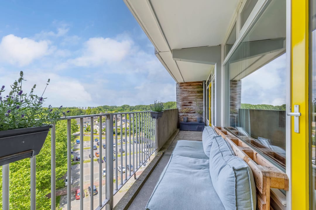 Foto 2 van Tjaarda 348