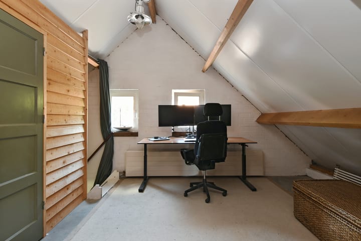 Photo 42 of Engerstraat 4