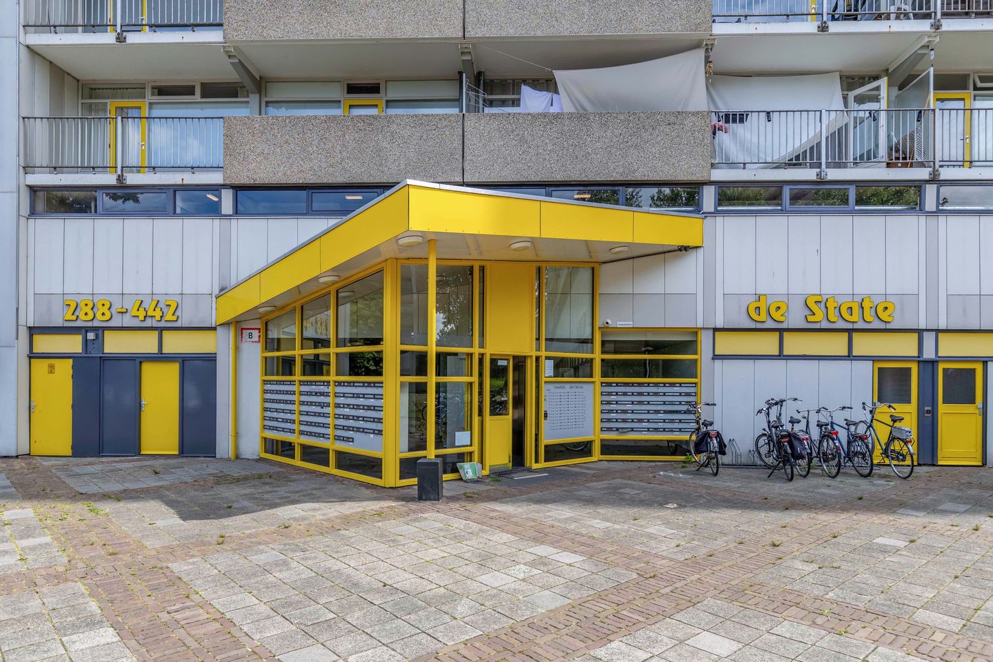 Foto 10 van Tjaarda 348