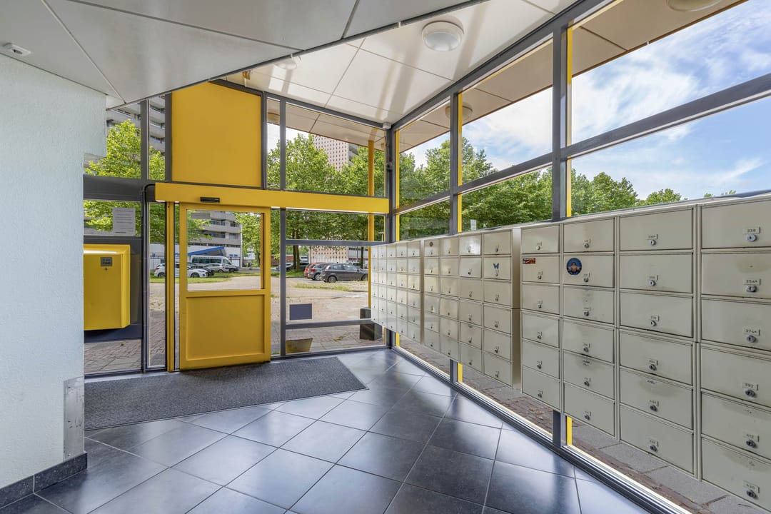 Foto 11 van Tjaarda 348