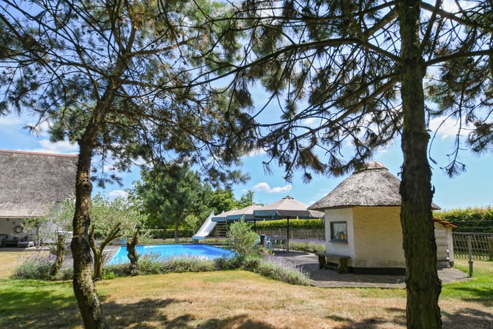 Photo 52 of Engerstraat 4