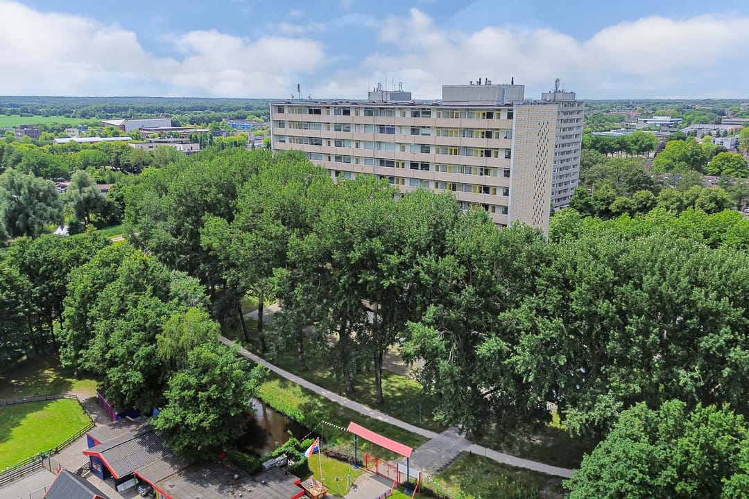 Foto 38 van Tjaarda 348