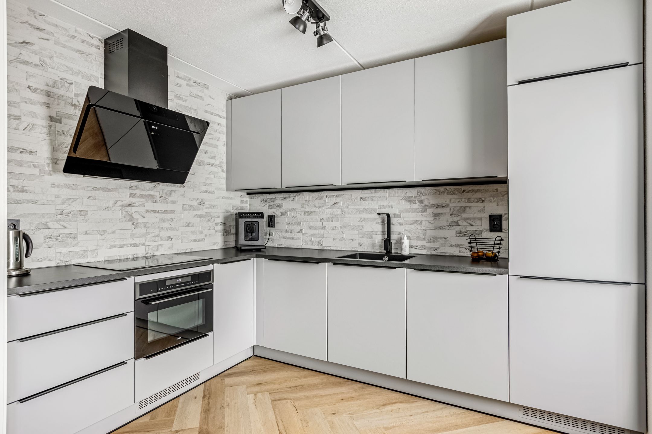 Photo 12 of Prinsenweg 34