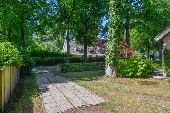 Foto 45 van Prinses Carolinalaan 8