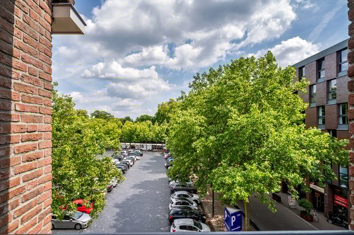 Foto 7 van Monseigneur Nolensplein 41