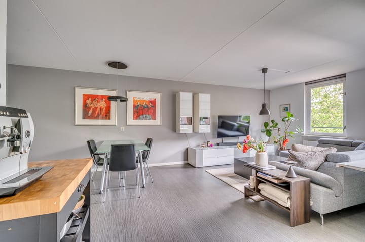 Foto 15 van Monseigneur Nolensplein 41