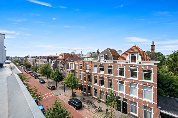 Photo 27 of Joan Maetsuyckerstraat 4-D