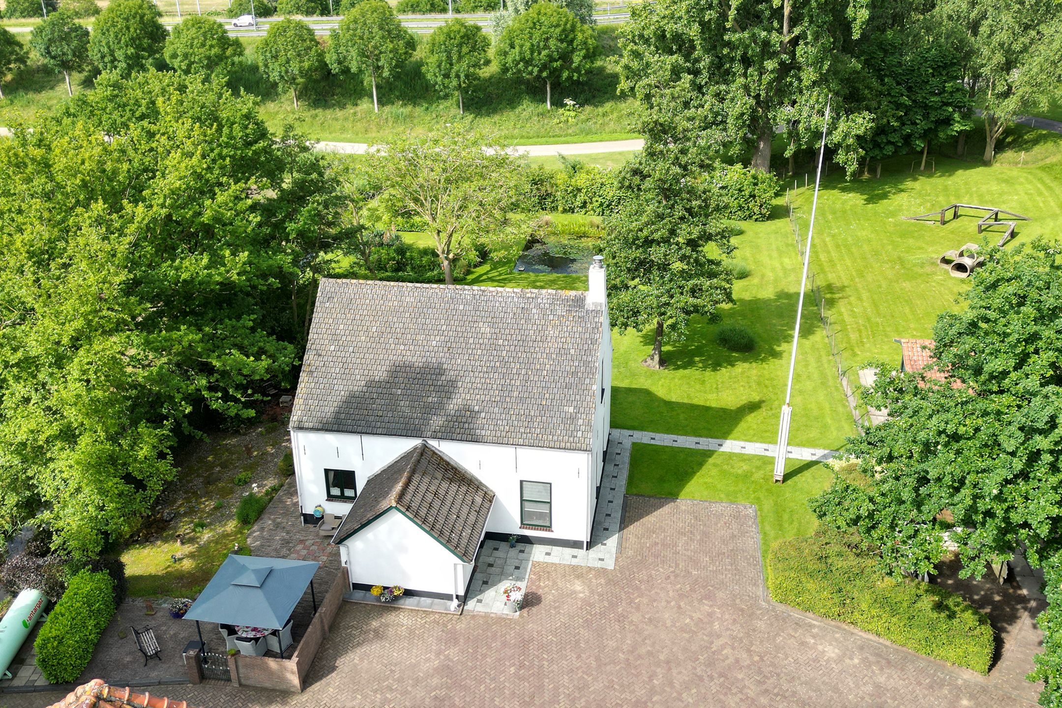 Photo 75 of Bredaschedijk 4