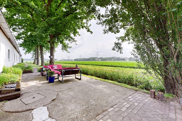 Photo 105 of Bredaschedijk 2