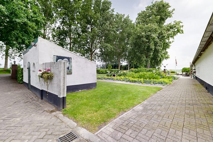 Photo 109 of Bredaschedijk 2