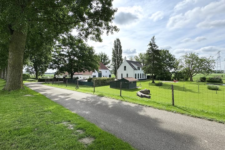 Photo 135 of Bredaschedijk 2