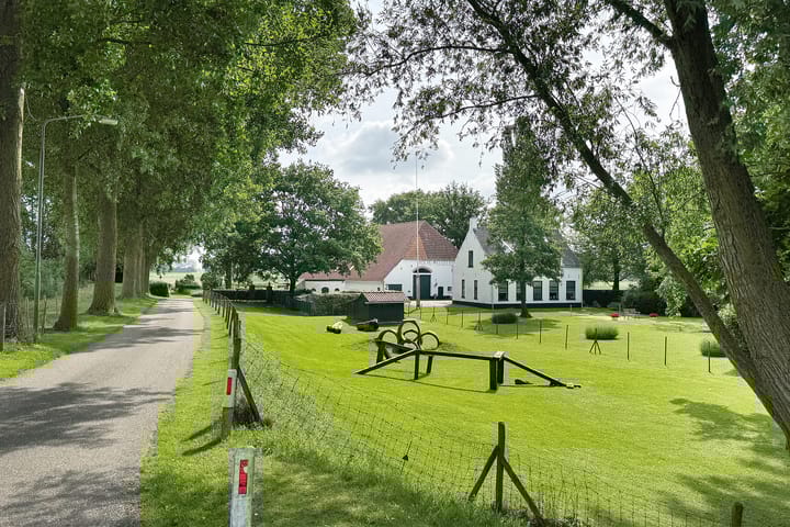 Photo 137 of Bredaschedijk 2