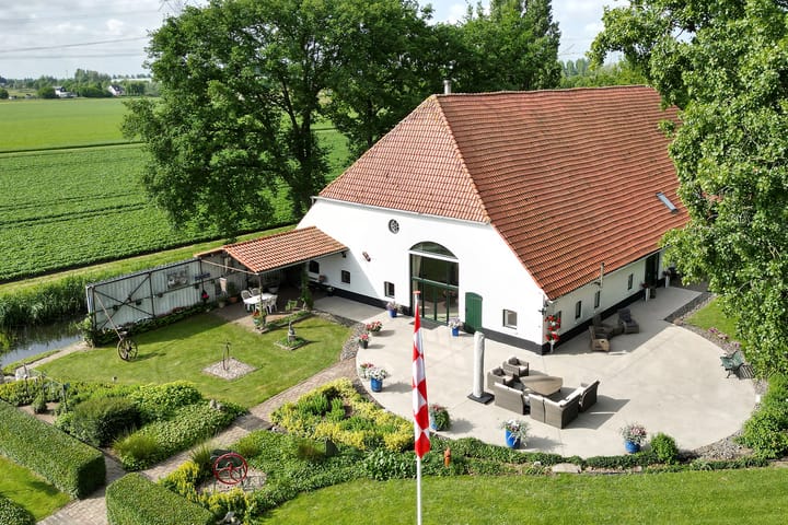 Photo 141 of Bredaschedijk 2