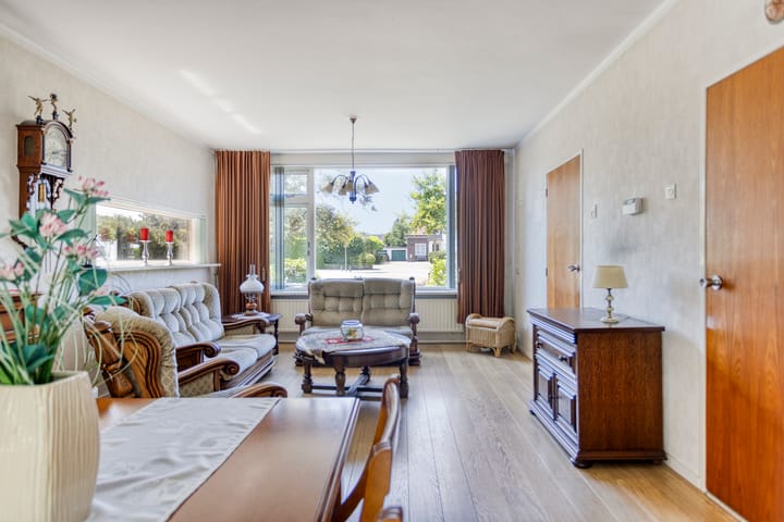 Photo 10 of Antwerpsestraatweg 24