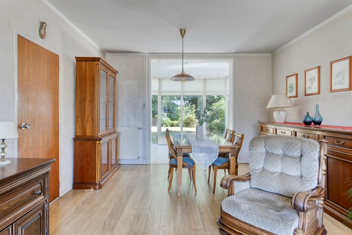 Photo 11 of Antwerpsestraatweg 24