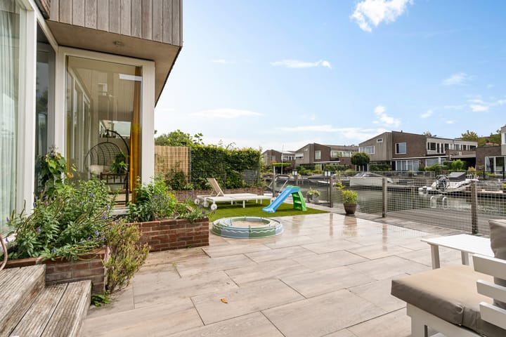 Foto 45 van Helmstok 14