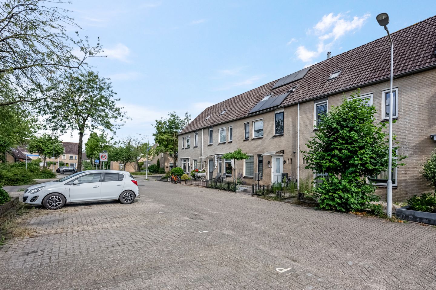 Photo 29 of Bloemaertstraat 38