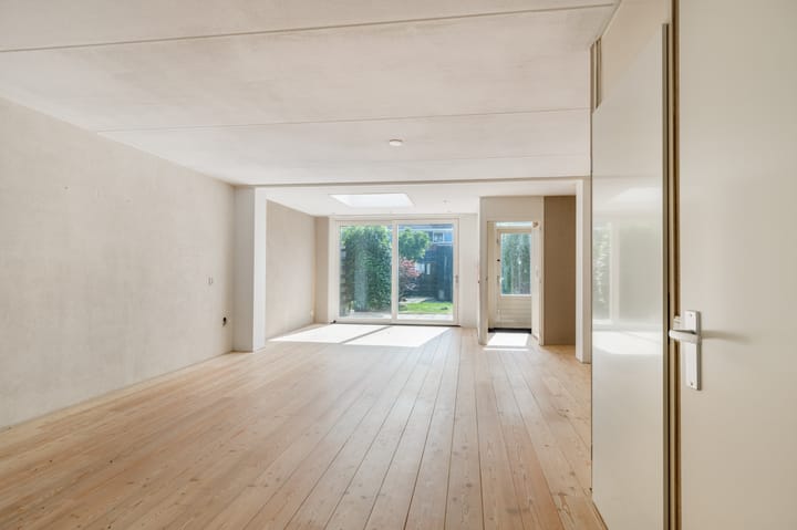 Photo 7 of Binnenhof 5