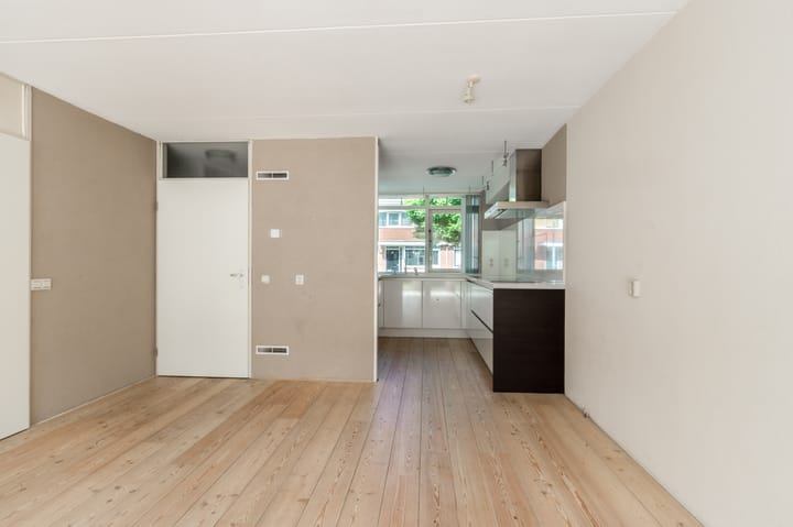 Photo 10 of Binnenhof 5