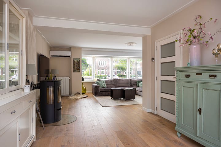 Foto 11 van Bornsestraat 110