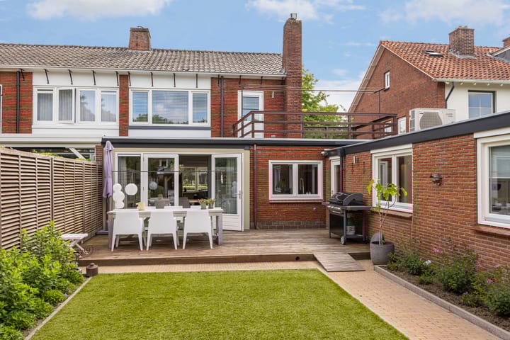 Foto 37 van Bornsestraat 110