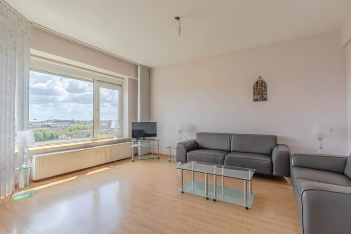 Foto 2 van Zwartewaalstraat 129