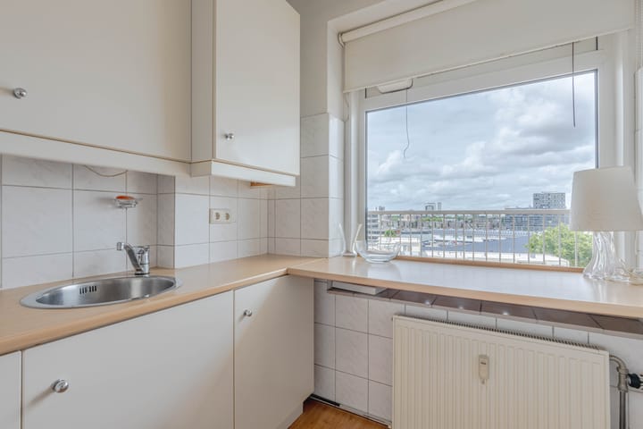 Foto 16 van Zwartewaalstraat 129