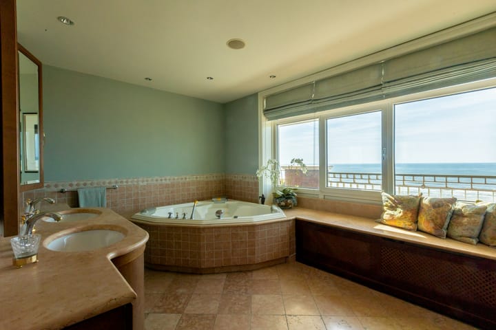 Foto 32 van Koningin Astrid Boulevard 26-F