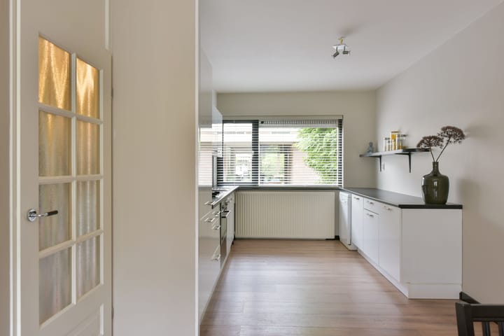 Photo 9 of Waterman 130