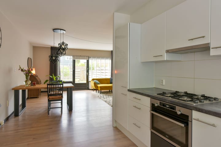 Photo 11 of Waterman 130