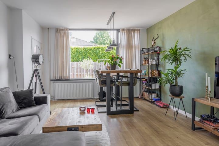 Foto 16 van Schoolstraat 2