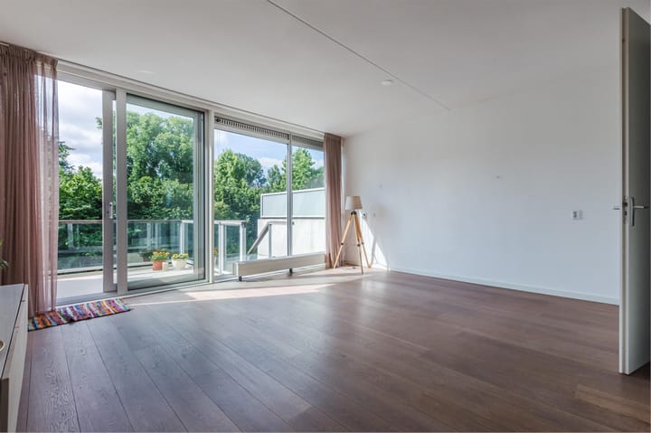 Photo 9 of Osdorper Ban 553