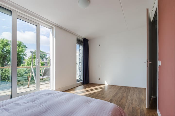 Photo 21 of Osdorper Ban 553