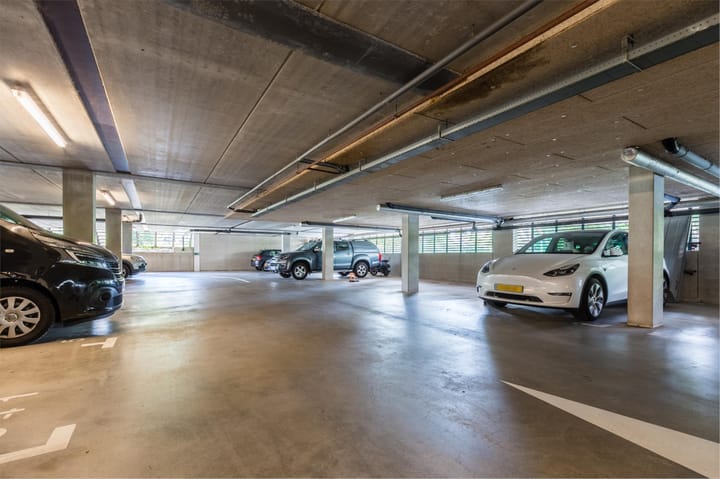 Photo 55 of Osdorper Ban 553